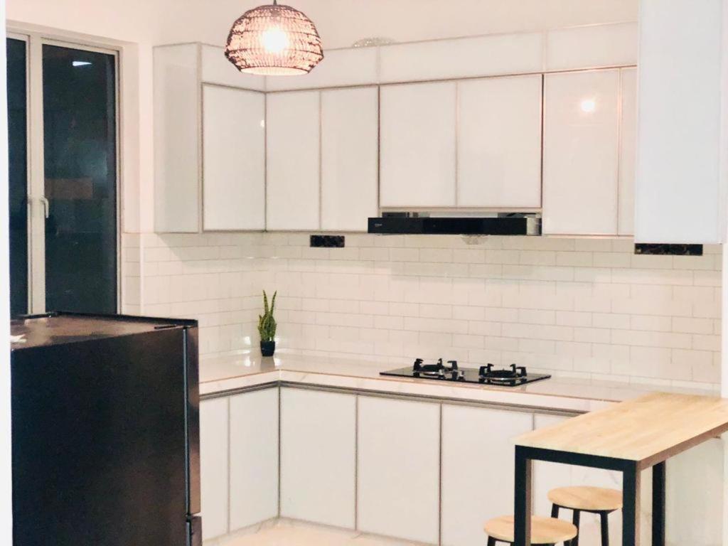 Villa Pool Kepala Batas Kampong Hilir  Екстериор снимка